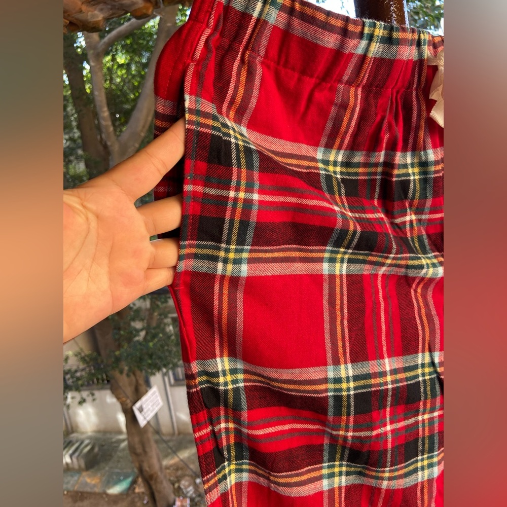 Lands End  Flannel Pajama Set.Size - XL - Picture 12 of 17